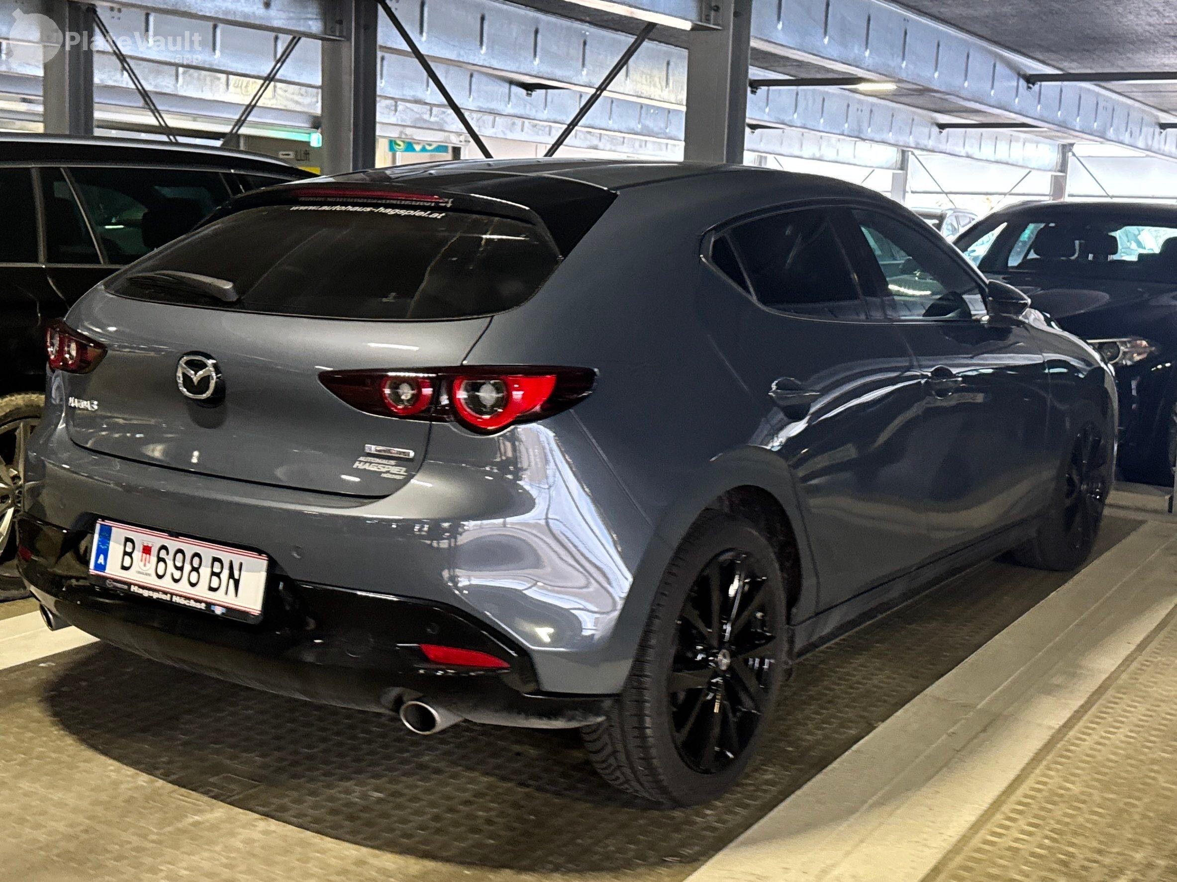 B 698 BN plate